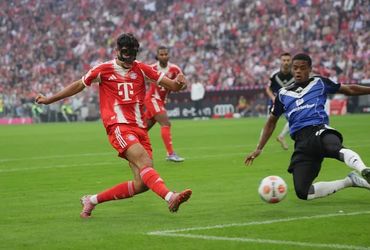 Bayern Munich vs Hamburger SV (23:30 – 13/09)