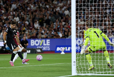 West Ham vs Chelsea (02:00 – 23/08)