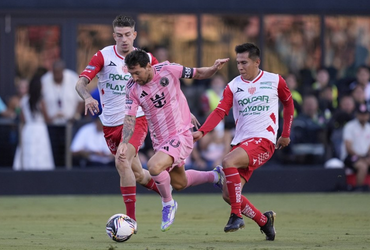 Inter Miami vs Necaxa (06:00 – 03/08)
