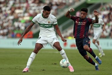 Elche vs Levante (00:30 – 30/08)