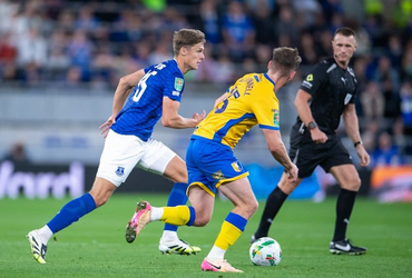 Everton vs Mansfield Town (02:00 – 28/08)