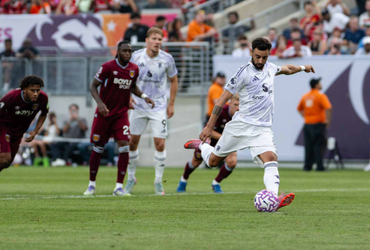 Manchester United vs West Ham (06:00 – 27/07)