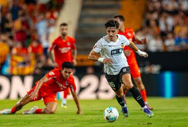 Valencia CF vs Real Sociedad (02:30 – 17/08)