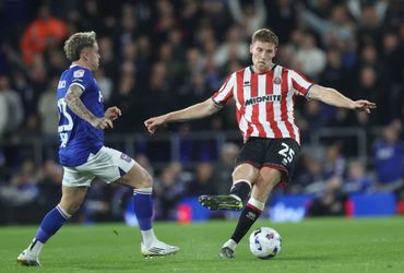 Ipswich Town vs Sheffield United (02:00 – 13/09)