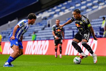 Sheffield Wednesday vs Leeds United (02:00 – 27/08)
